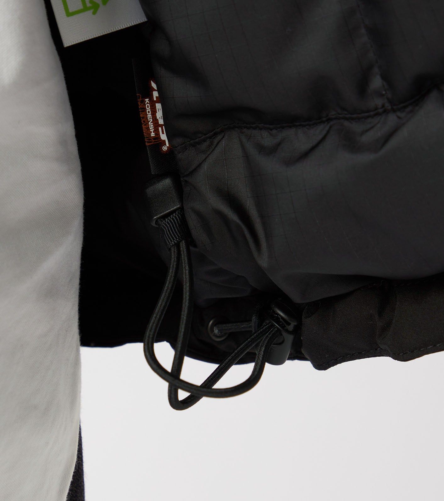 nanamica GORE-TEX Down Coat / GORE-TEX 光電子® 羽絨外套