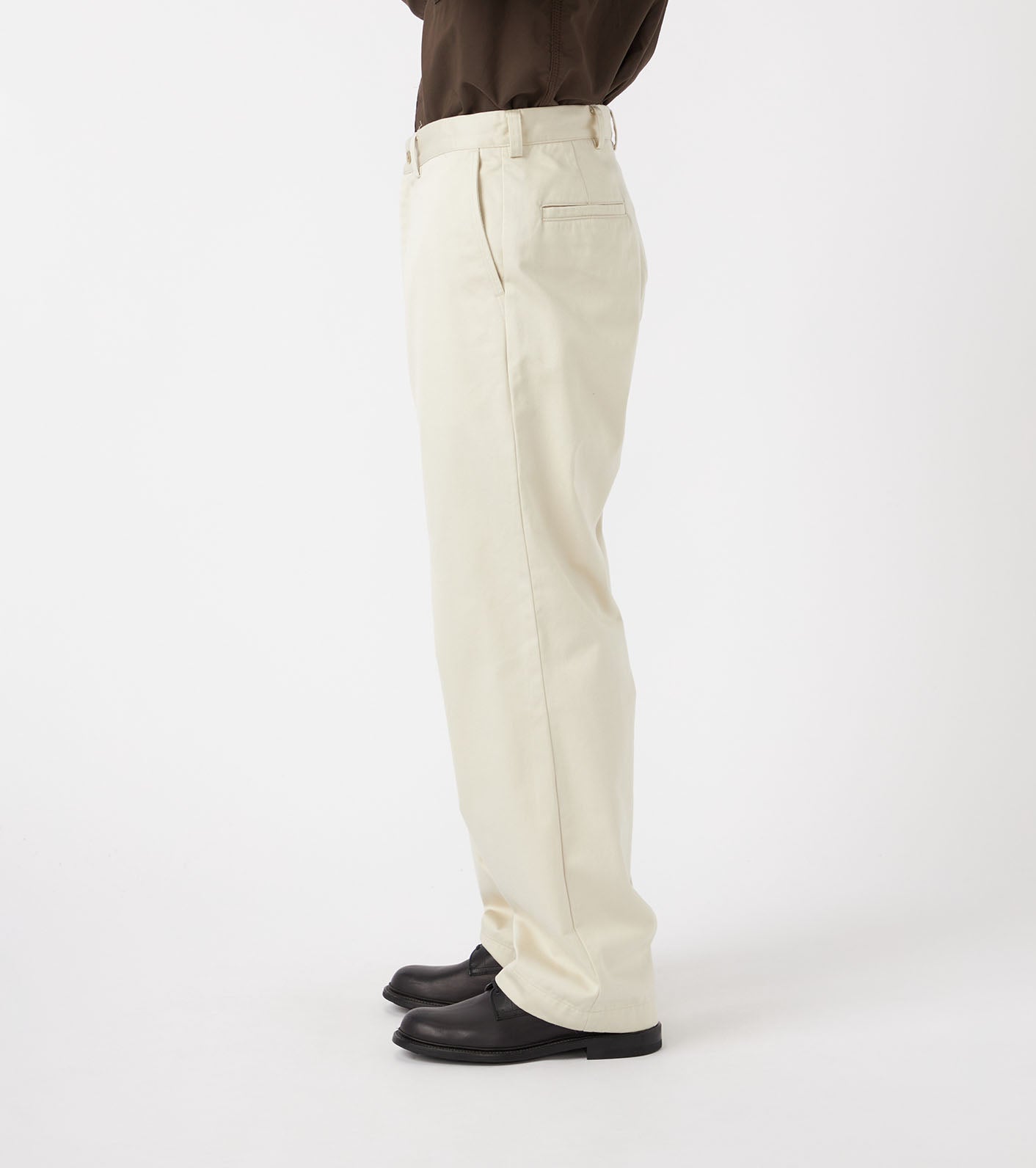 nanamica Wide Straight Chino Pants / 混紡機能斜紋褲
