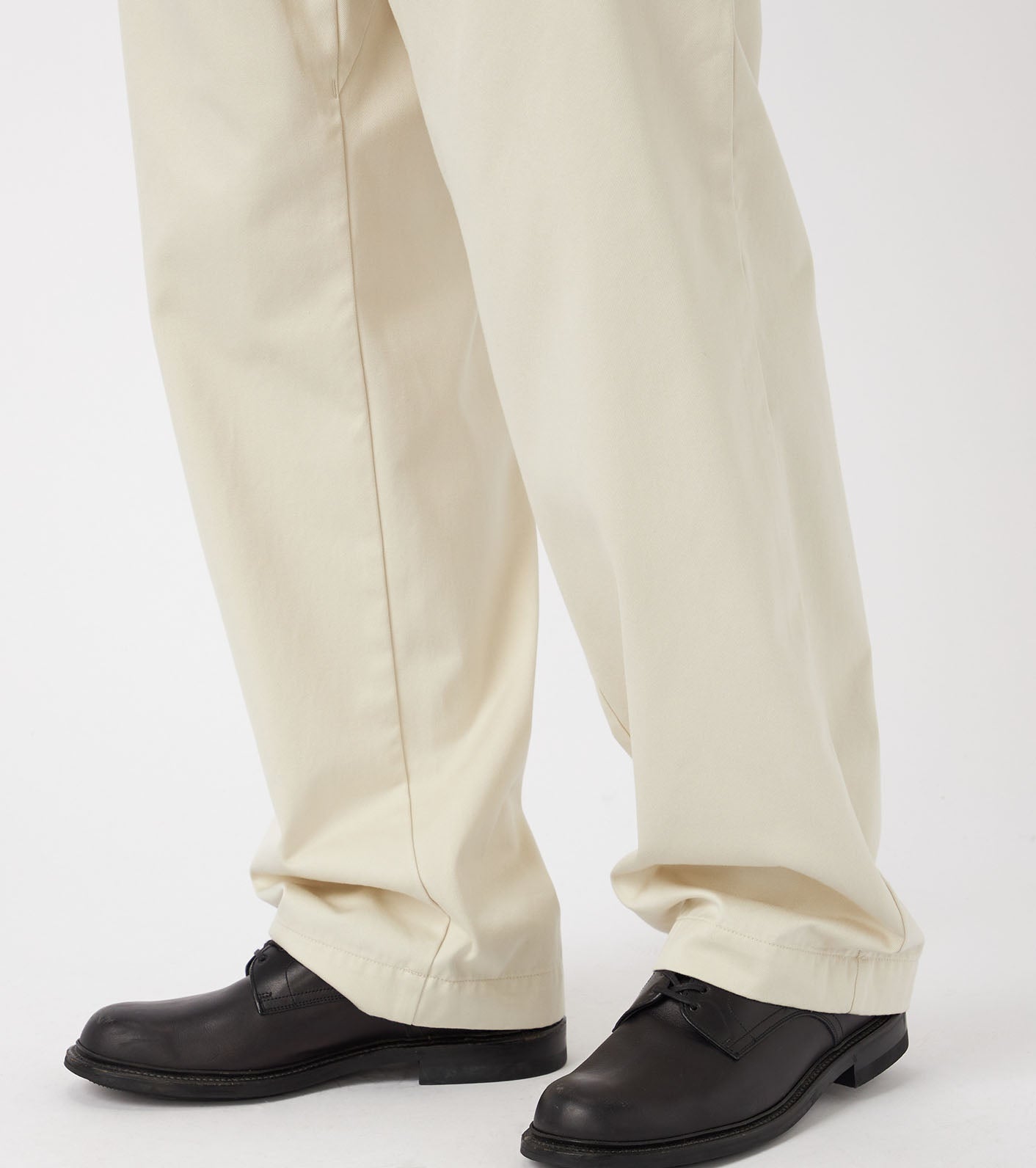 nanamica Wide Straight Chino Pants / 混紡機能斜紋褲
