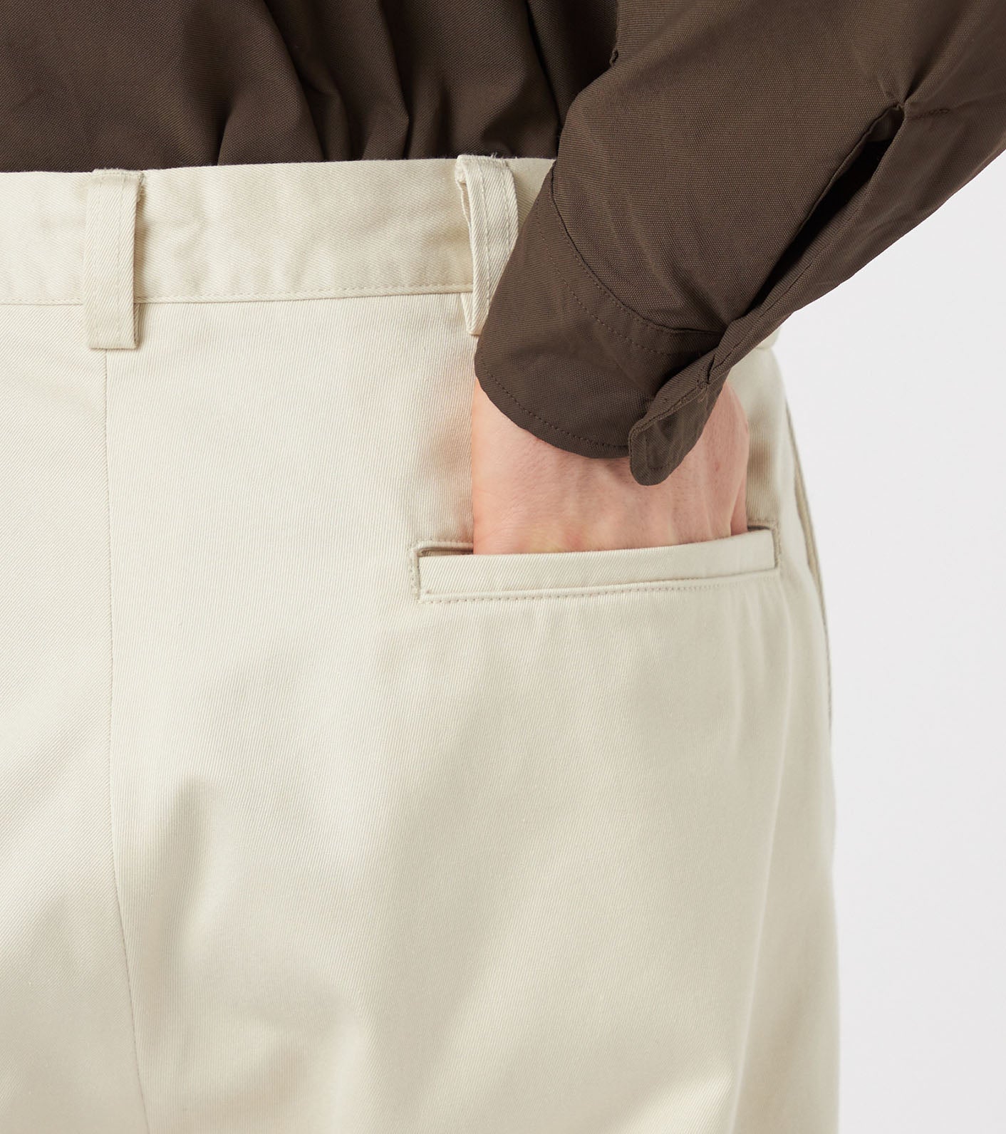 nanamica Wide Straight Chino Pants / 混紡機能斜紋褲