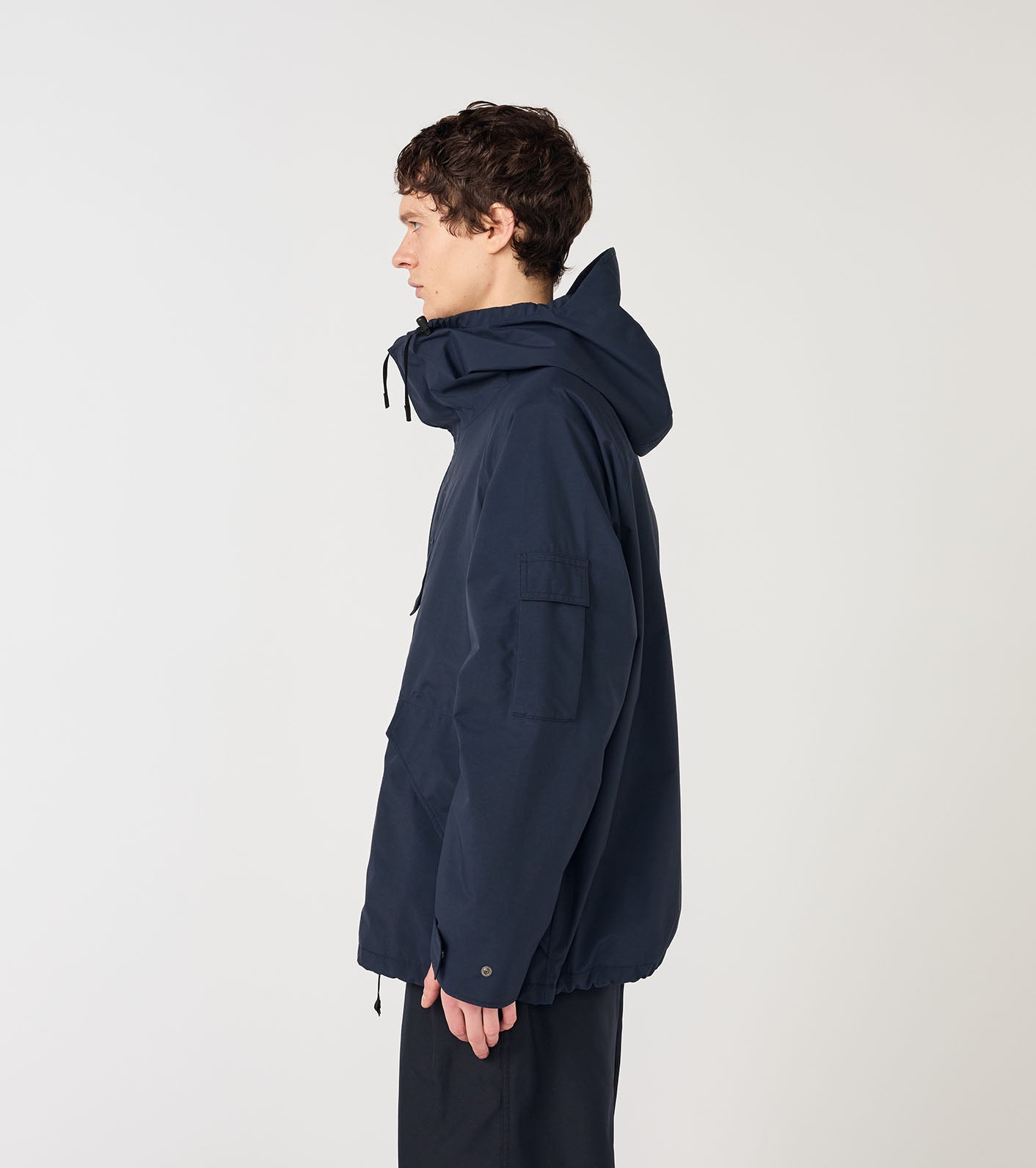nanamica 2L NYLON GORE-TEX Cruiser Jacket / 2L 尼龍 GORE-TEX 防水巡航外套