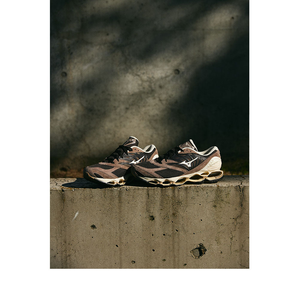 MIZUNO  WAVE PROPHECY LS 棕色