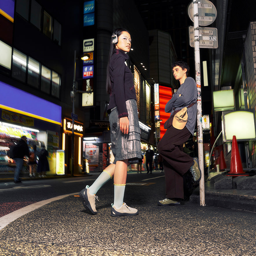 KEEN JASPER Cathay Abbey Stone/Oak Buff  女鞋