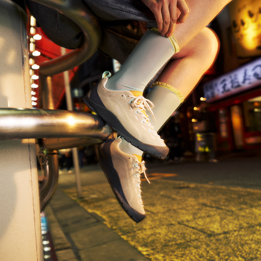 KEEN JASPER Cathay Abbey Stone/Oak Buff  女鞋