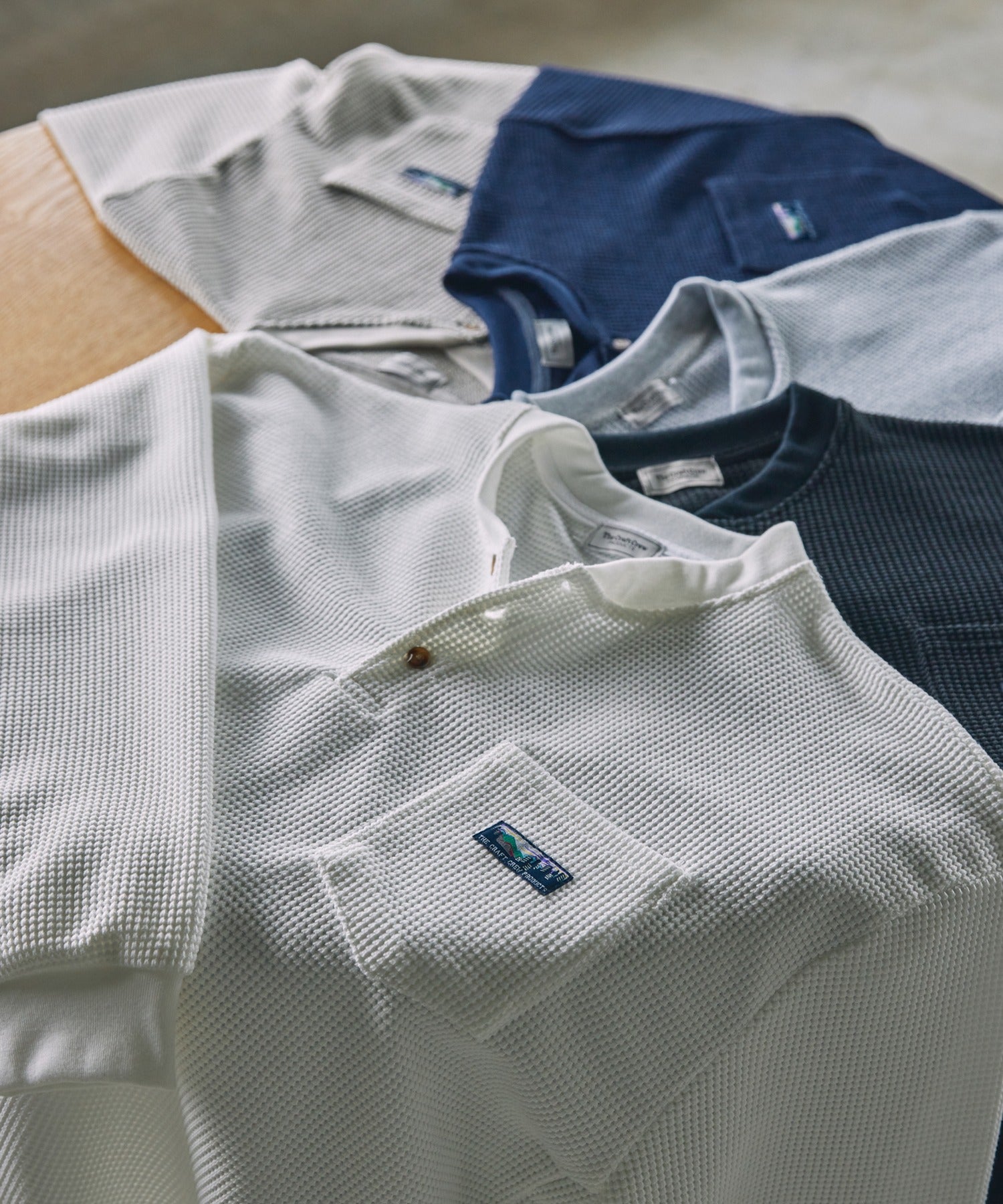 THE CRAFT CREW PRODUCTS / 抗菌 華夫格 亨利領 長袖T恤