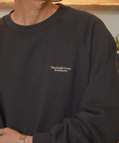 THE CRAFT CREW PRODUCTS / 內刷毛 插肩袖 圓領衫（LOGO刺繡．抽繩下擺）