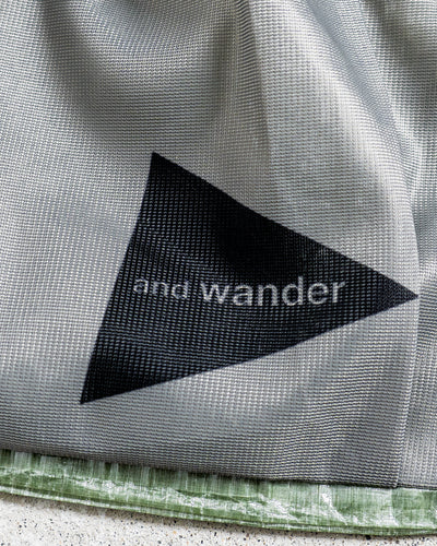 and wander UL sacoche with Dyneema / Dyneema® 複合纖維輕量防潑水隨身包