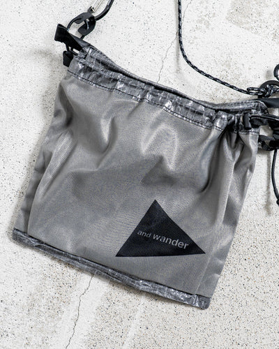 and wander UL sacoche with Dyneema / Dyneema® 複合纖維輕量防潑水隨身包