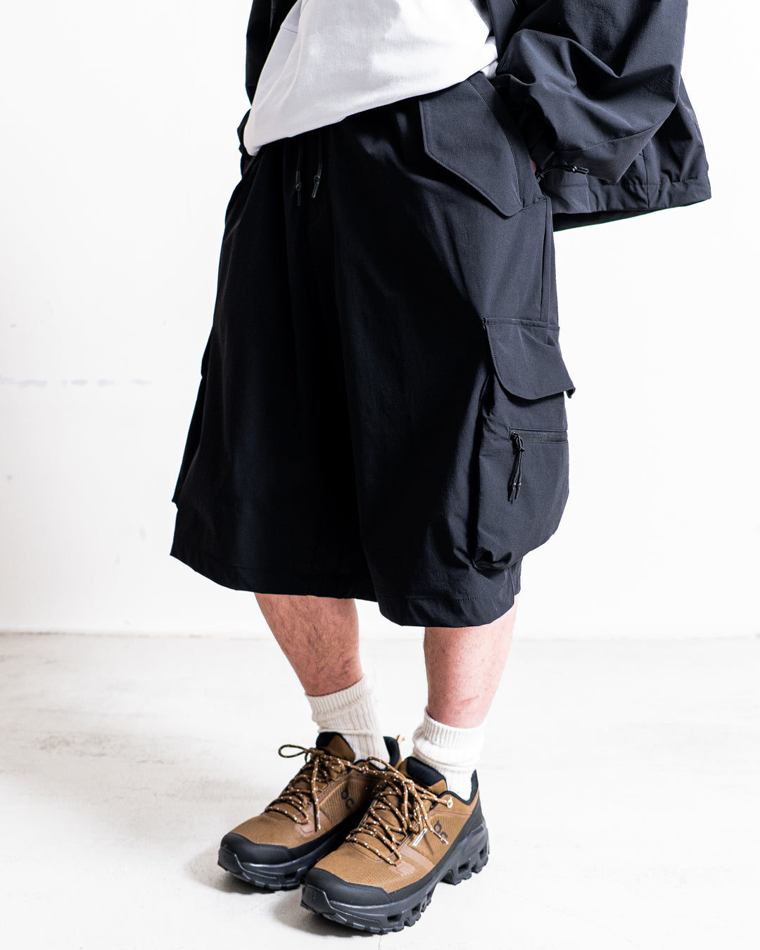 +phenix TECH WIDE CARGO SHORTS / 機能口袋工裝短褲