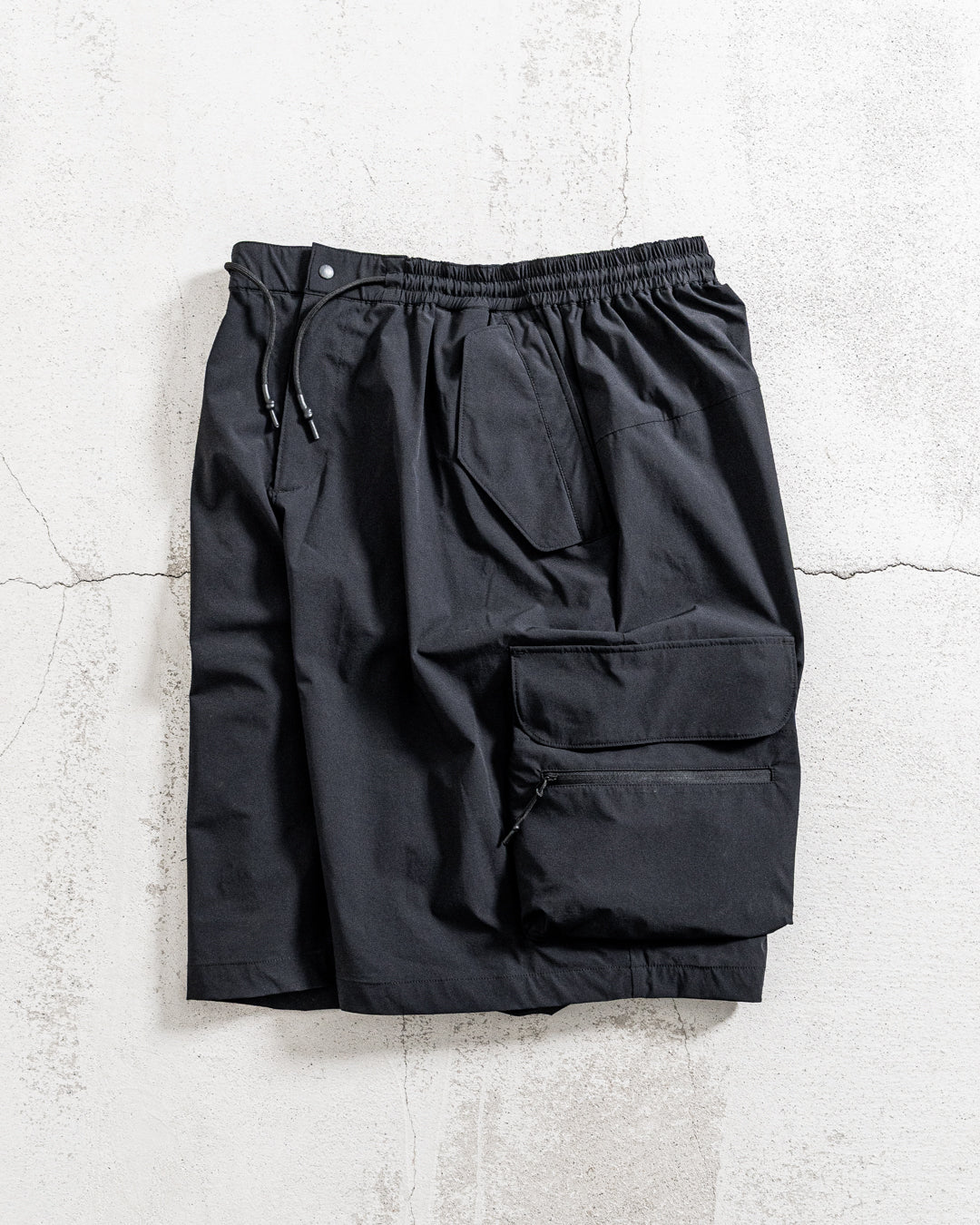 +phenix TECH WIDE CARGO SHORTS / 機能口袋工裝短褲