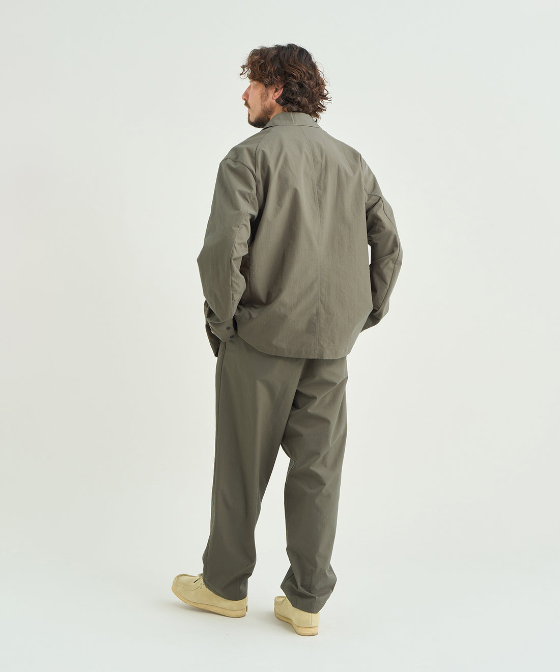 NANGA DotAir® COMFY TUCK TAPERED PANTS / 涼感透氣 DotAir® 錐形打褶長褲