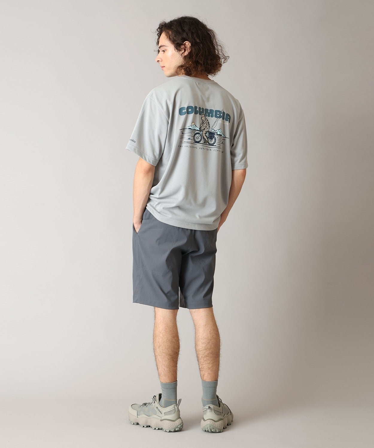 COLUMBIA Cedar Trail™ Back Graphic Tee /  雪人插畫 短袖T恤