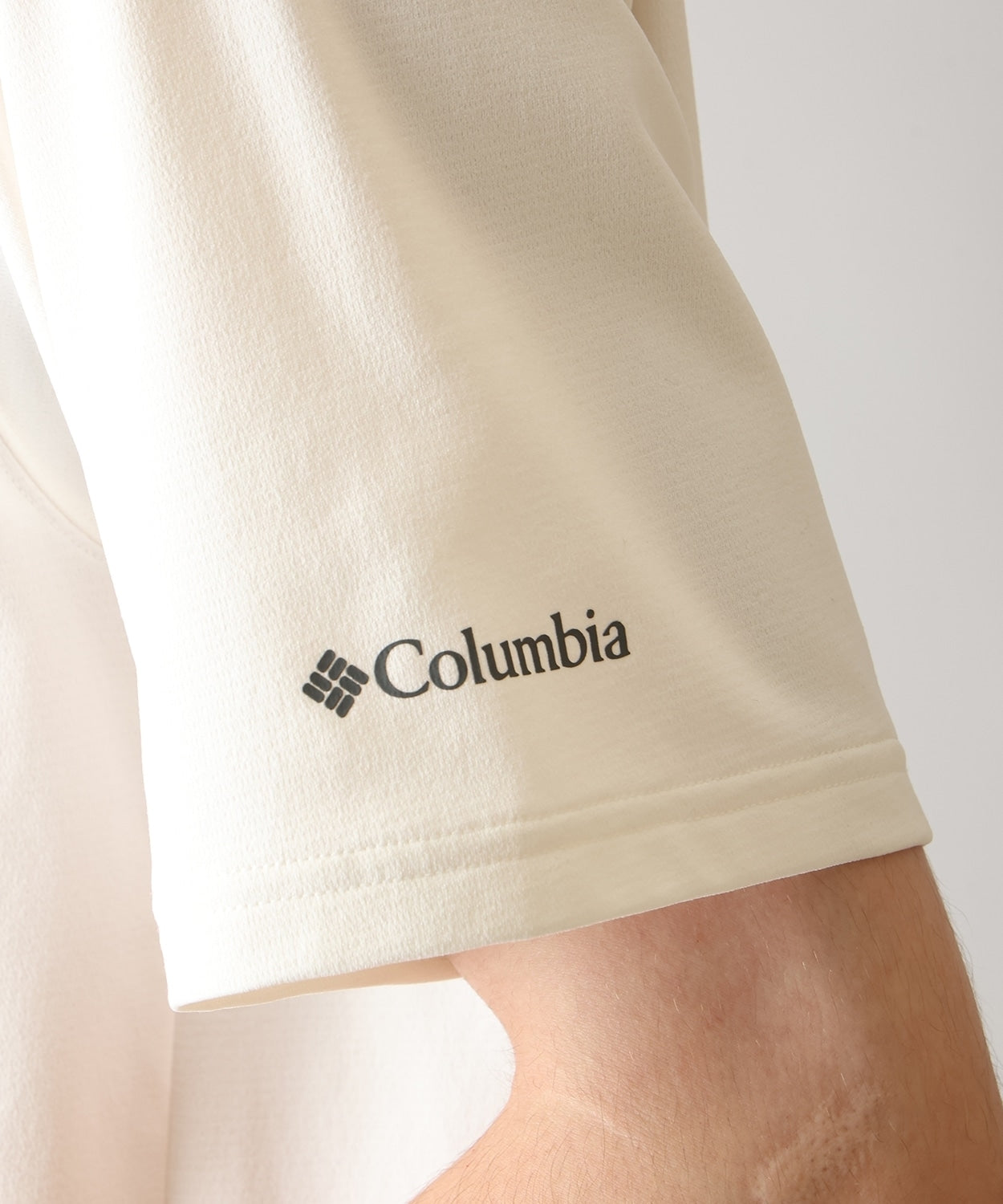 COLUMBIA Wildstep Path™ Graphic SS Tee / 吸濕速乾 防曬 小標 素面 短袖T恤