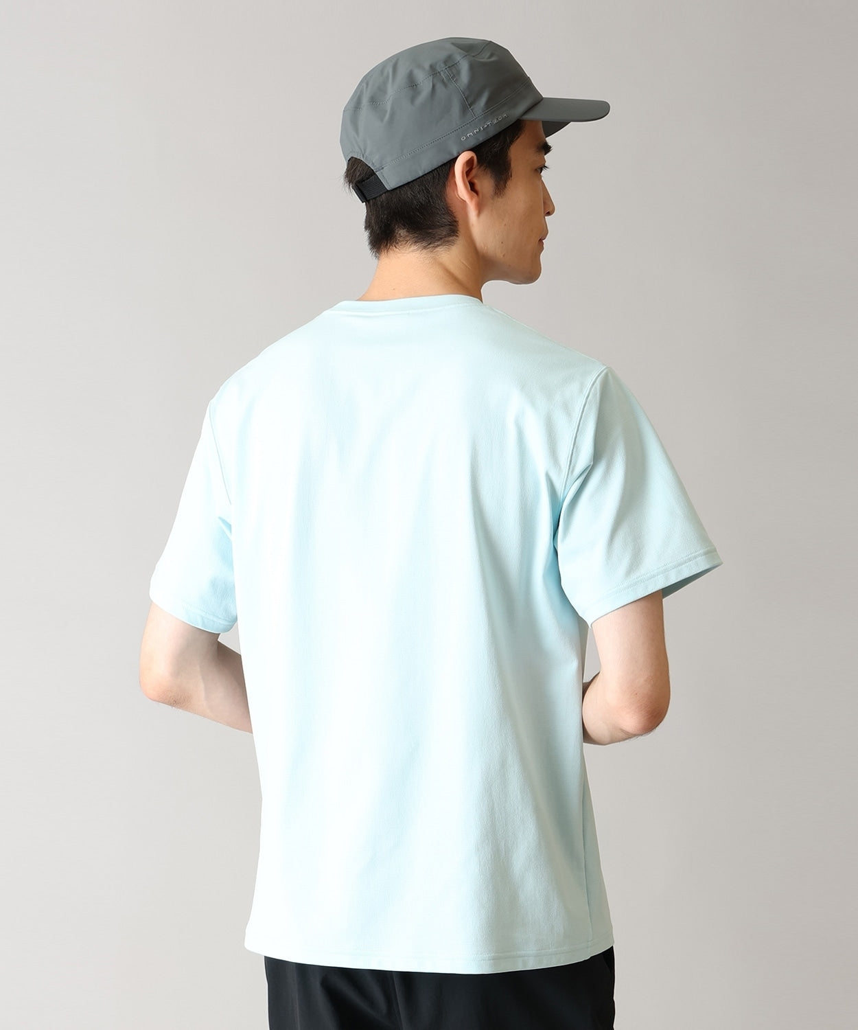 COLUMBIA Wildstep Path™ Graphic SS Tee / 吸濕速乾 防曬 小標 素面 短袖T恤