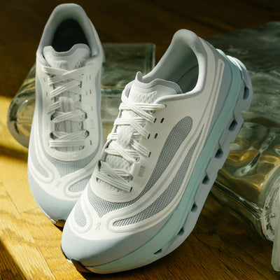 On Cloudflow 5 AD  / Hail | White