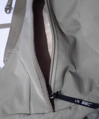F/CE. / TEXTURED TWILL HORN MINI SHOULDER BAG 肩背包