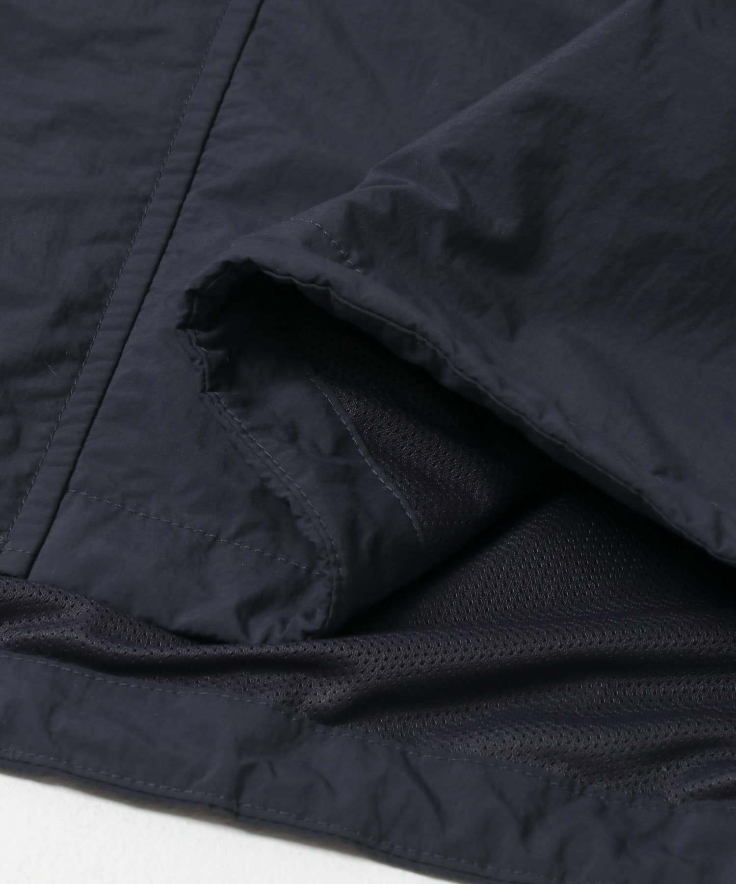 Snow Peak Apparel × DOORS / 日本聯名限定 尼龍潑水連帽外套
