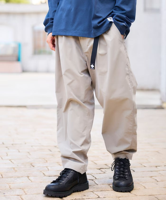Columbia×FREAK'S STORE／日本聯名限定 寬版錐形登山褲