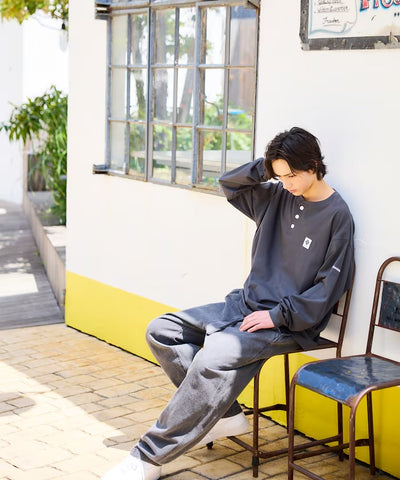 Columbia×FREAK'S STORE／亨利領 長袖T恤（日本聯名限定）