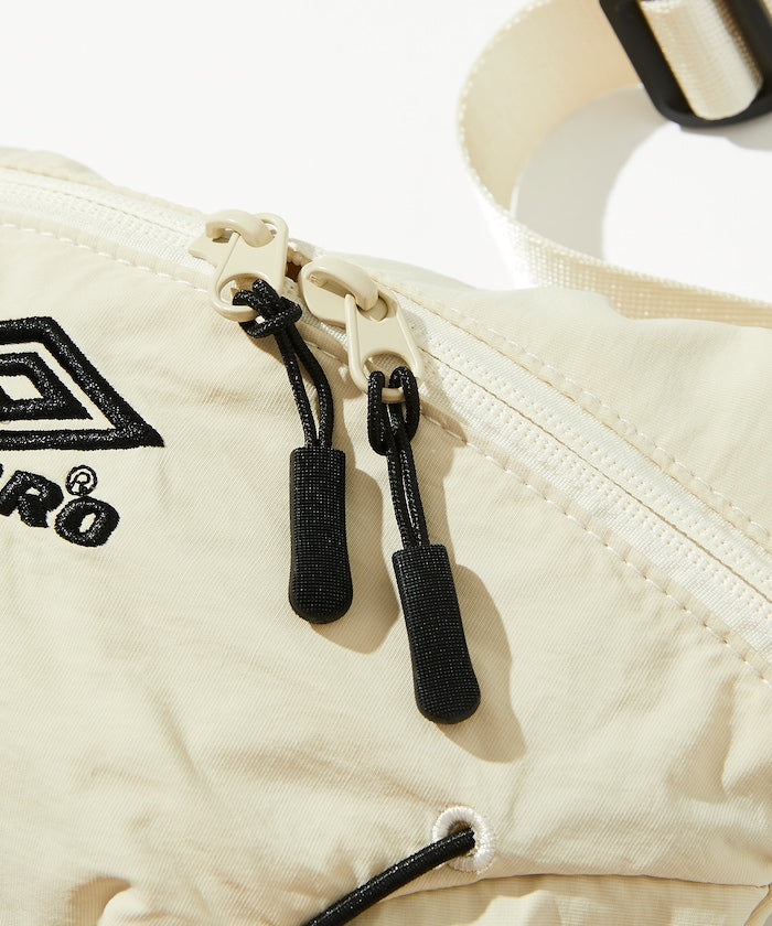 UMBRO / 別注尼龍側背包