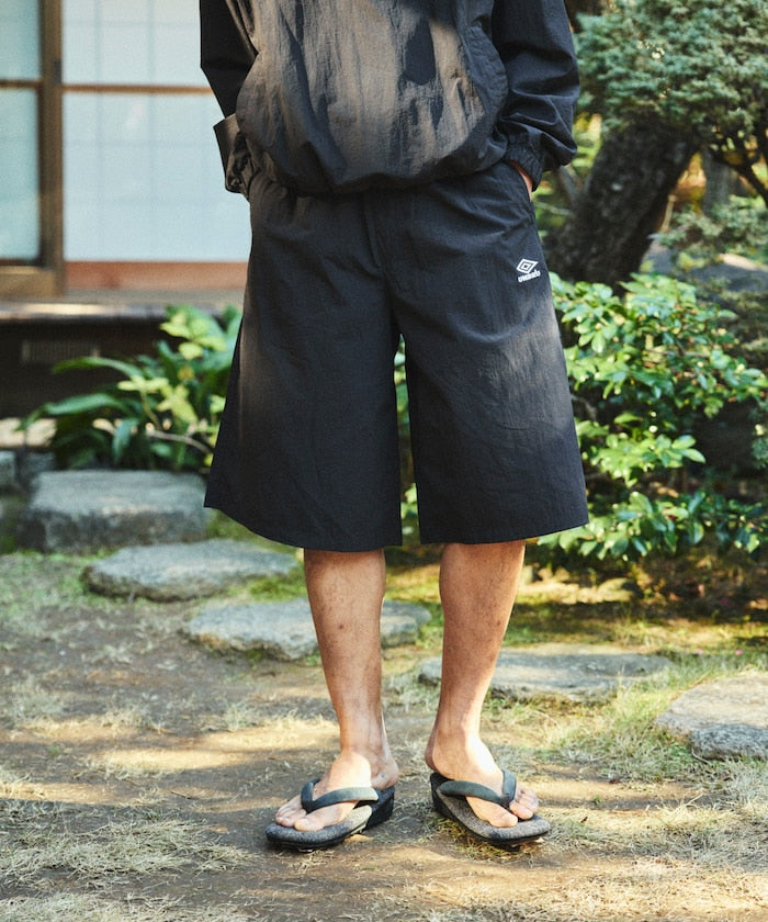 UMBRO/ 別注尼龍寬鬆短褲