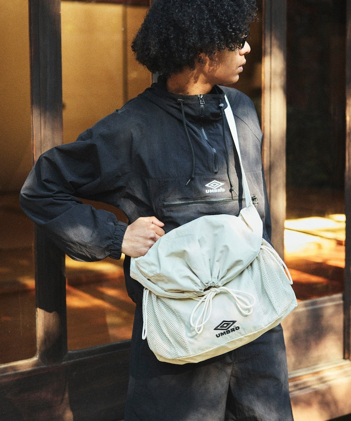 UMBRO / 別注尼龍斜背包