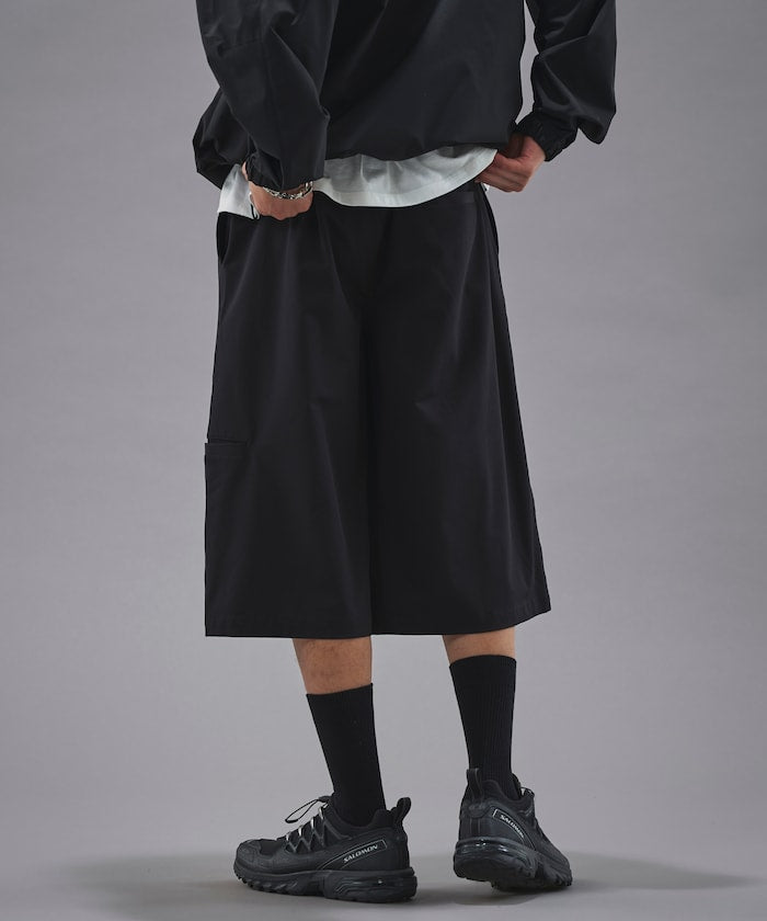 UMBRO / 別注尼龍寬版短褲