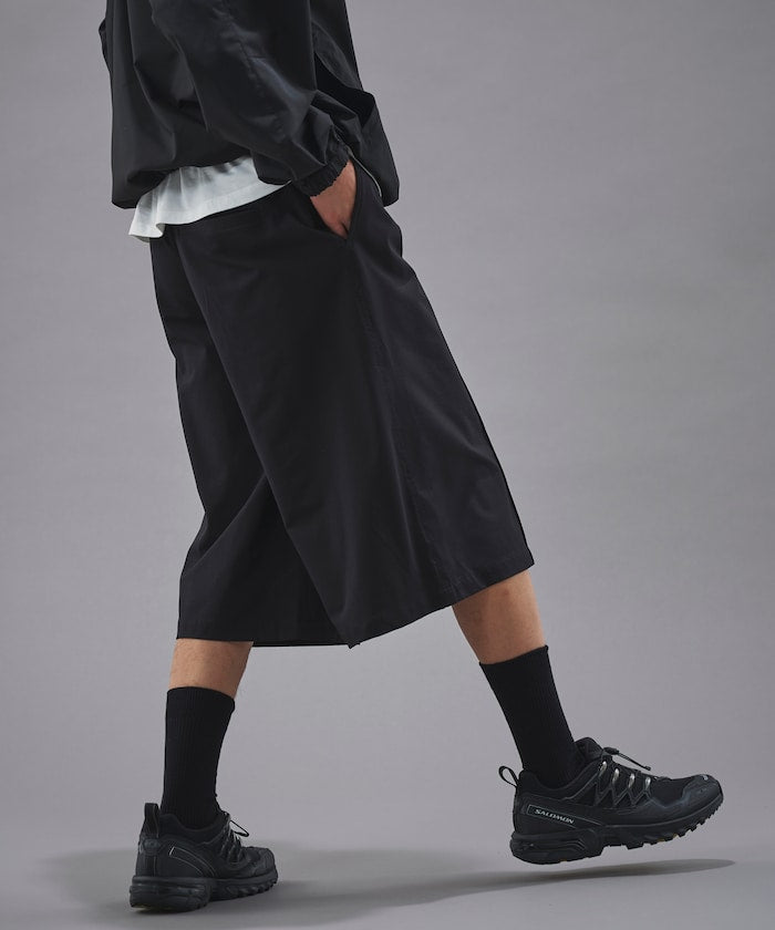 UMBRO / 別注尼龍寬版短褲