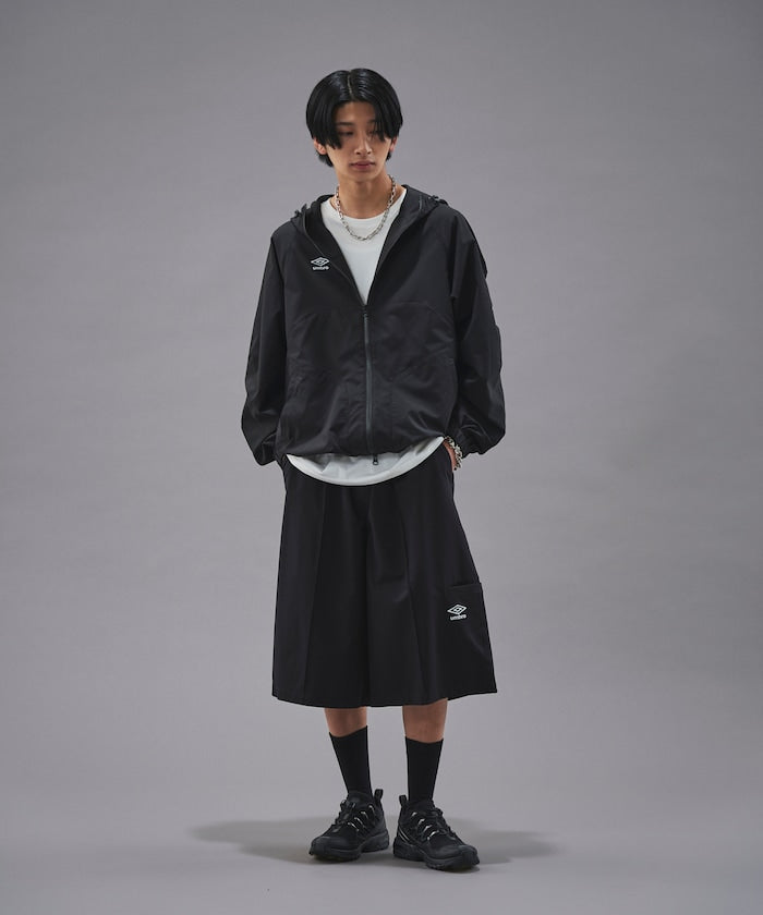 UMBRO / 別注尼龍寬版短褲