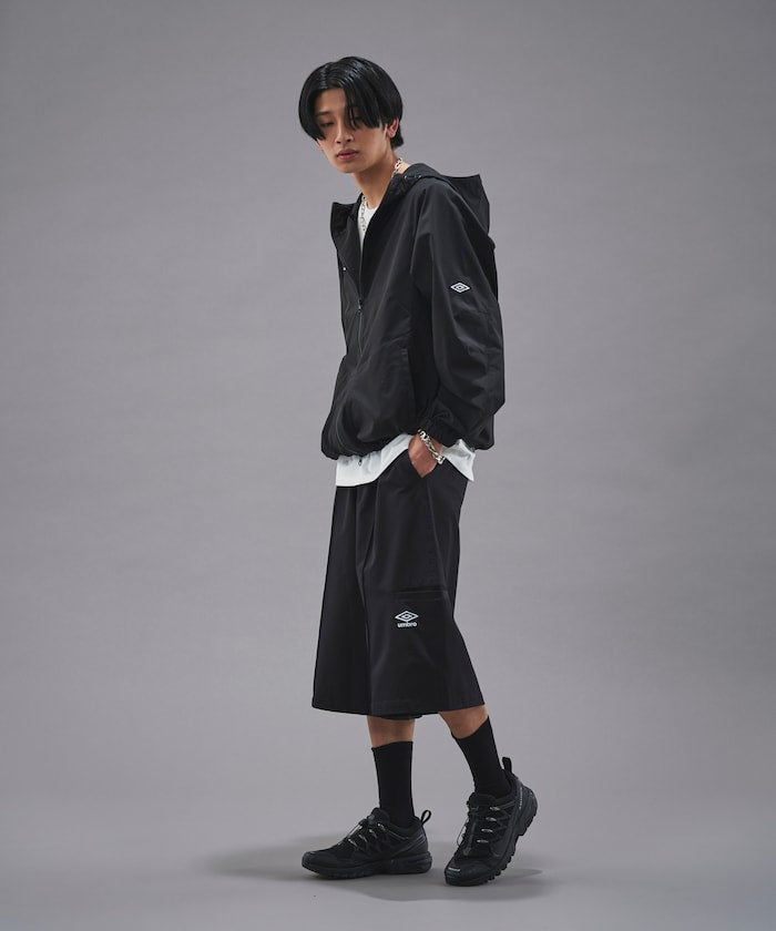 UMBRO / 別注尼龍寬版短褲
