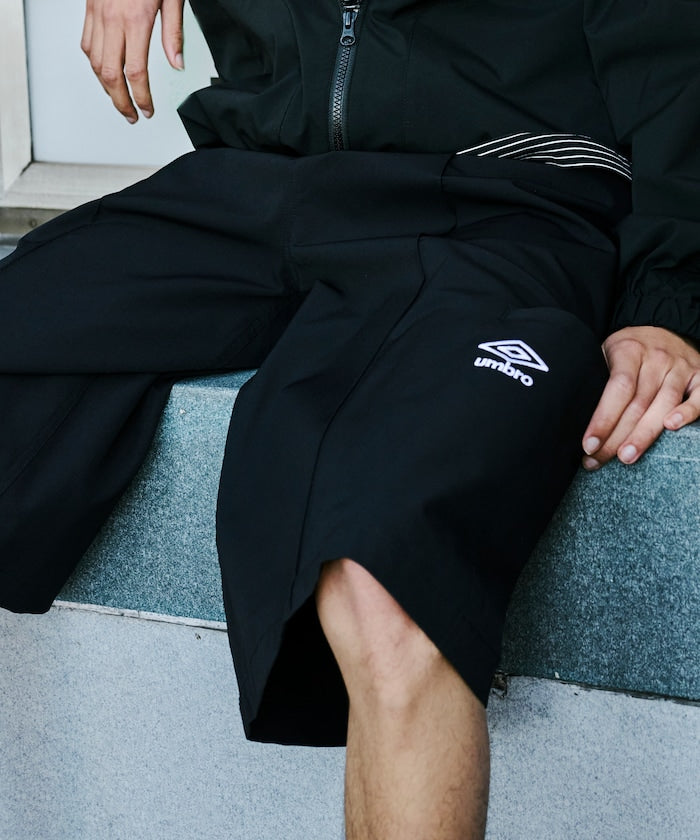 UMBRO / 別注尼龍寬版短褲