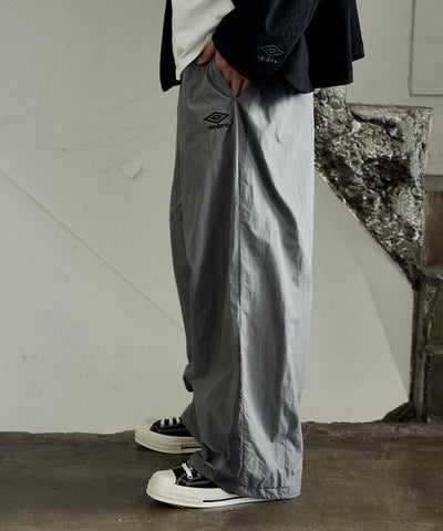 UMBRO / TECH NYLON PANTS 機能長褲