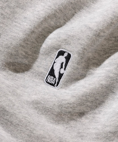 NBA x FREAK’S STORE / 隊徽貼紙圖案 圓領衫