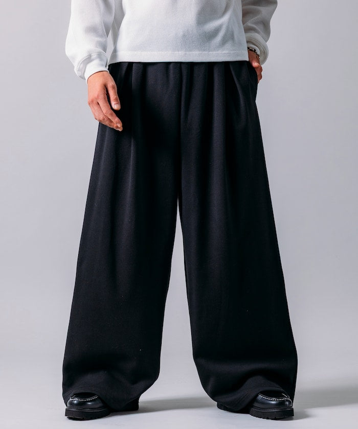 FREAK’S STORE / 直筒剪裁 棉長褲