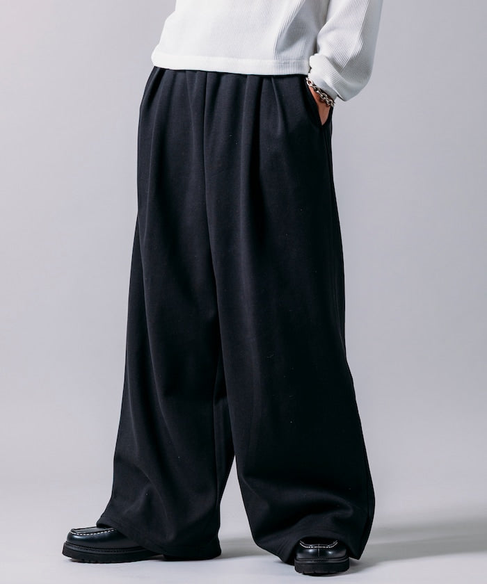 FREAK’S STORE / 直筒剪裁 棉長褲