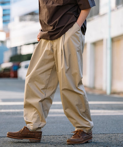 FREAK'S STORE / 雙褶斜紋布長褲