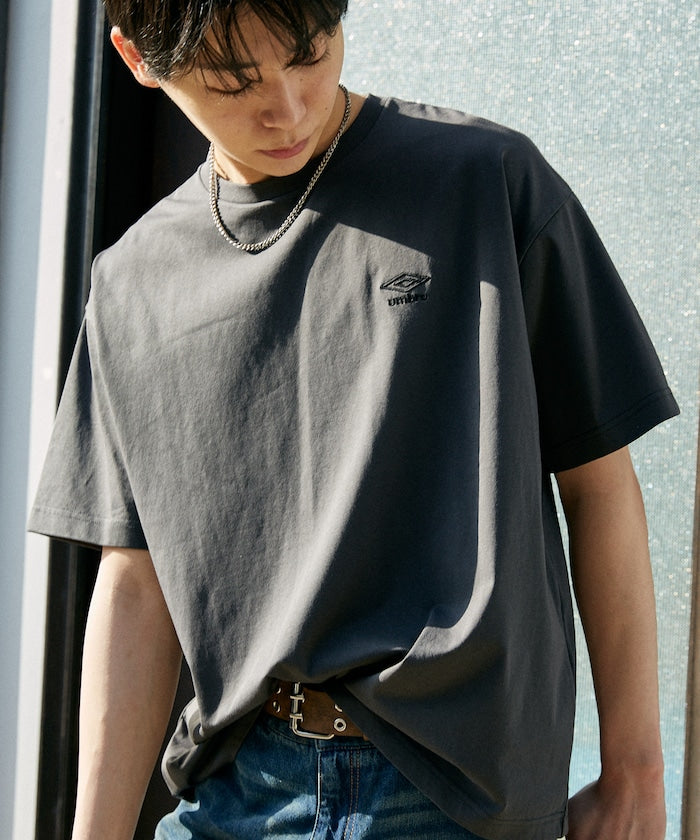 UMBRO / 吸水速乾 刺繡標誌 短袖T恤