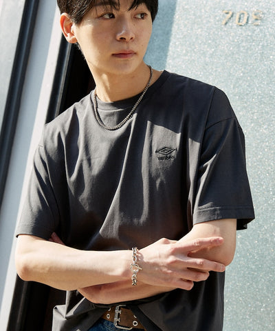 UMBRO / 吸水速乾 刺繡標誌 短袖T恤