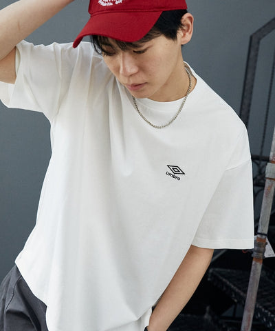 UMBRO / 吸水速乾 刺繡標誌 短袖T恤