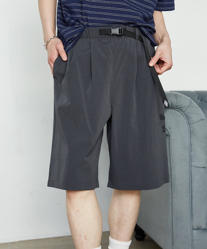 UMBRO / 打褶短褲