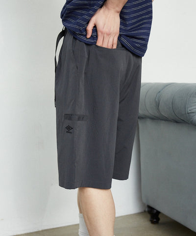 UMBRO / 打褶短褲