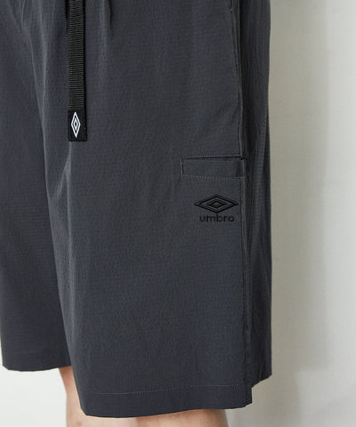 UMBRO / 打褶短褲