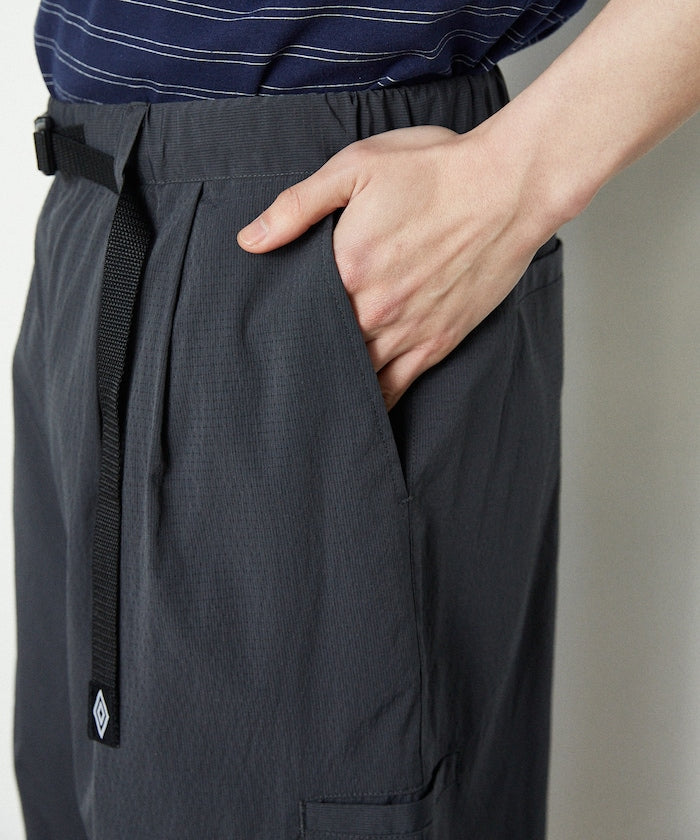 UMBRO / 打褶短褲