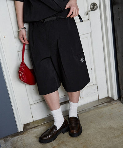 UMBRO / 打褶短褲