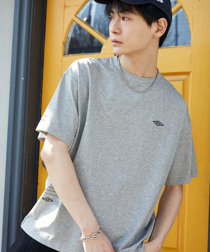 UMBRO / 圖像短袖T恤