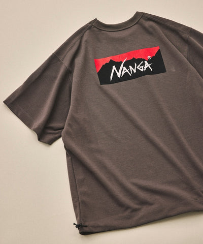 NANGA x FREAK'S STORE / 機能調節下擺 neo-PRO 背印短袖T恤