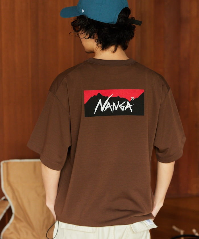 NANGA x FREAK'S STORE / 機能調節下擺 neo-PRO 背印短袖T恤