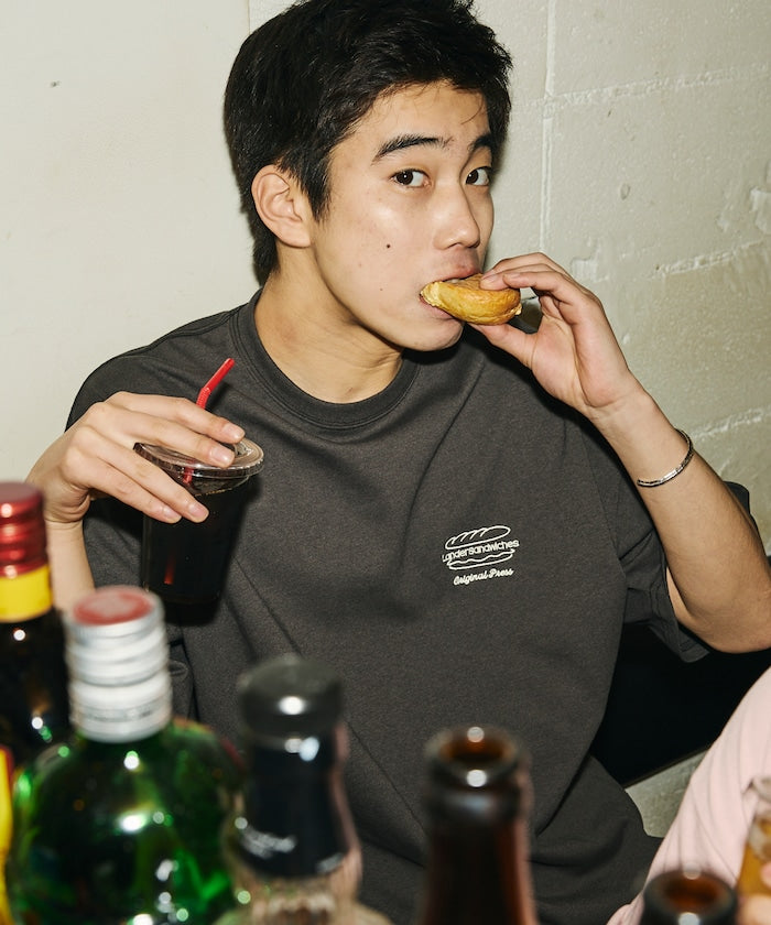 LANDER SANDWICHES × FREAK'S STORE / 背面印花 短袖T恤