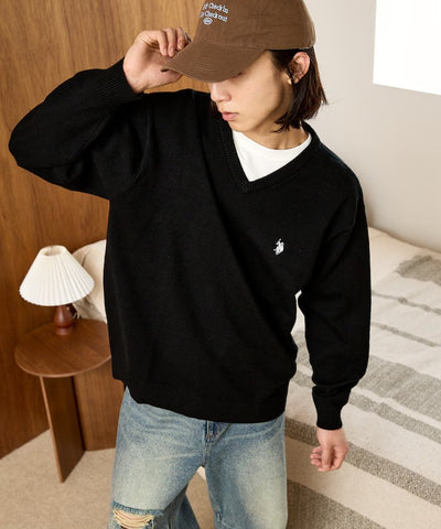 U.S. POLO ASSN. × PUBLUX / 刺繡V領針織衫（日本聯名限定）