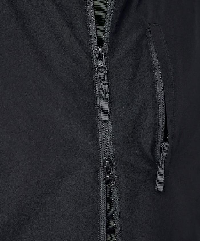 +phenix × FREAK'S STORE／ GORE-TEX WINDSTOPPER 連帽羽絨外套（日本聯名限定）